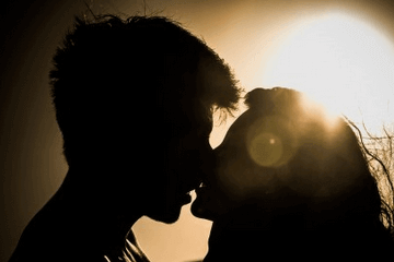 抖音很火的結(jié)婚祝福語